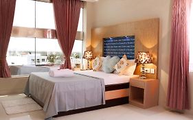 Hotel Skyark